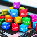 サイト構築をする前にドメイン名を決めることは非常に大事です